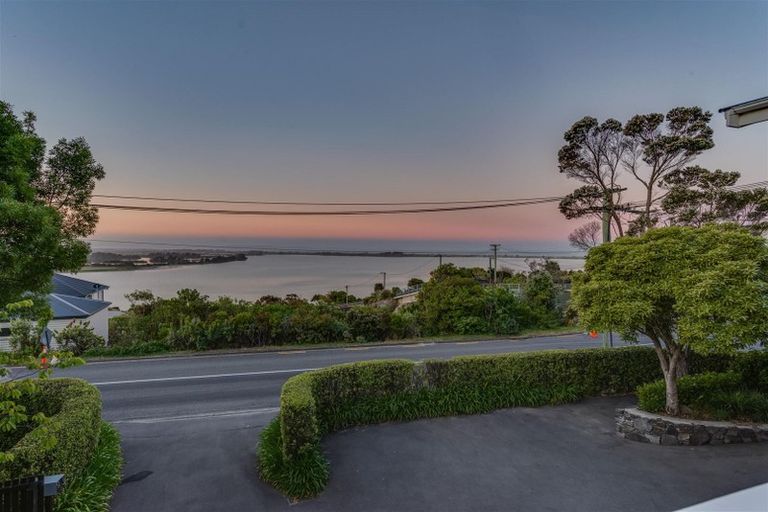 Photo of property in 52 Saint Andrews Hill Road, Mount Pleasant, Christchurch, 8081