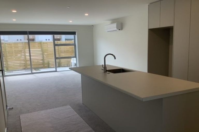 Photo of property in 1119c High Street, Taita, Lower Hutt, 5011