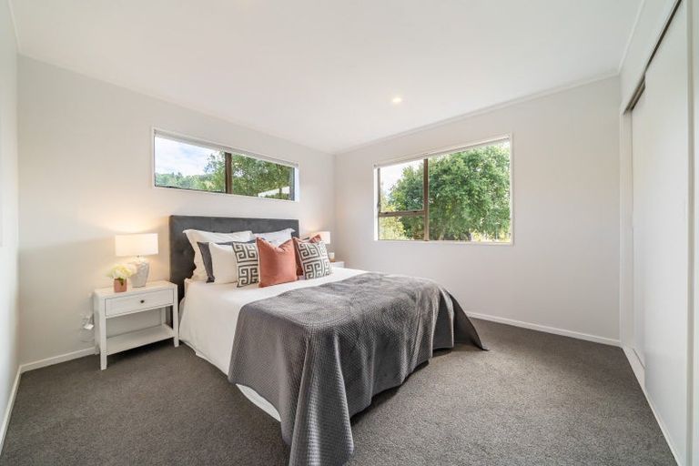 Photo of property in 4 Igloo Place, Red Hill, Papakura, 2110