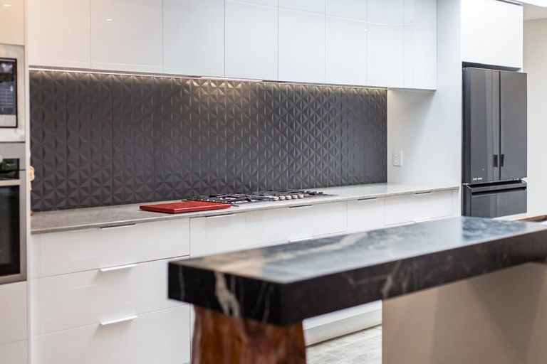 Photo of property in 55 Queen Charlotte Drive, Aotea, Porirua, 5024