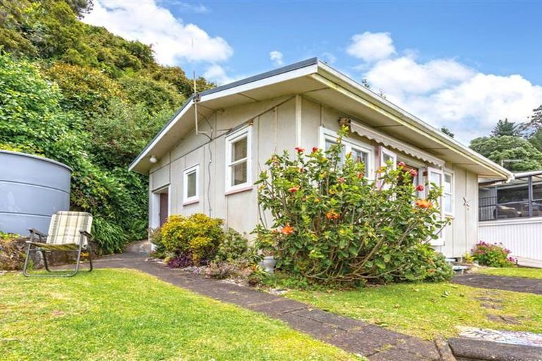 Photo of property in 814 Thames Coast Sh25 Road, Tapu, Thames, 3575