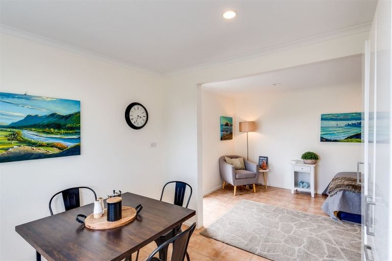 Photo of property in 633 Marine Parade, Napier South, Napier, 4110