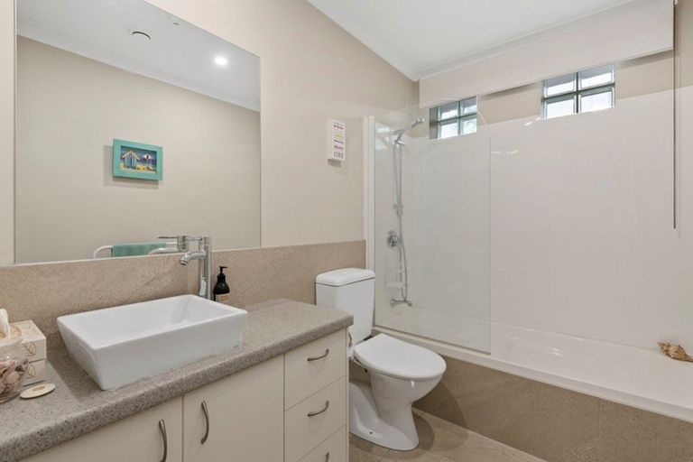 Photo of property in Paramount Apartments, 25/281 Maunganui Road, Mount Maunganui, 3116