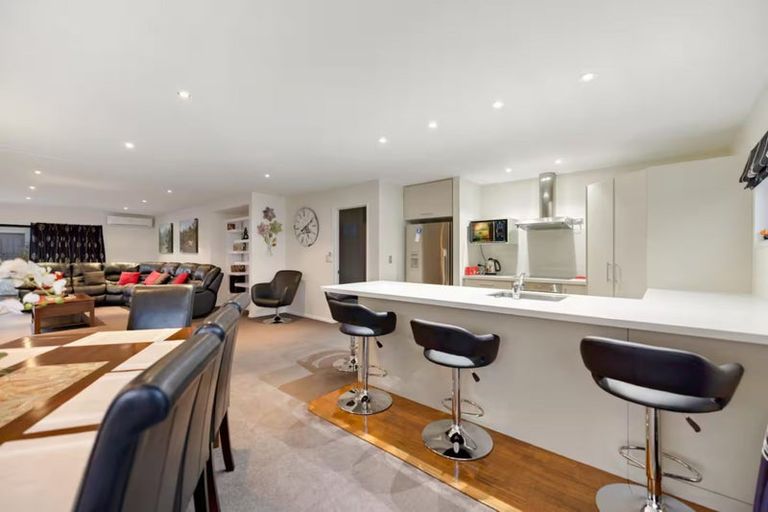 Photo of property in 11 Highview Terrace, Queenstown, 9300