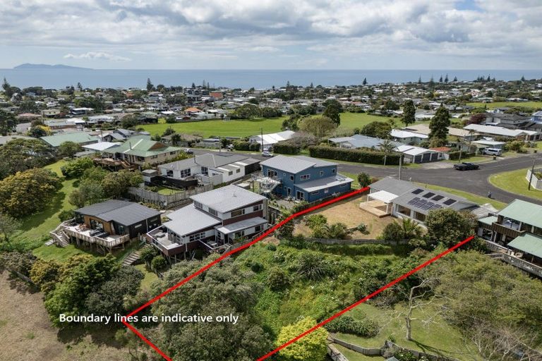 Photo of property in 1 Farm Road, Waihi Beach, 3611