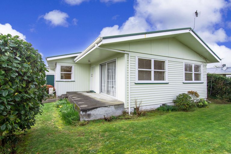 Photo of property in 18 Daniell Street, Solway, Masterton, 5810