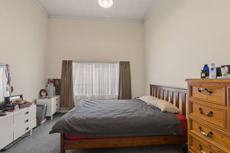 Photo of property in 30 Derby Street, Westport, 7825