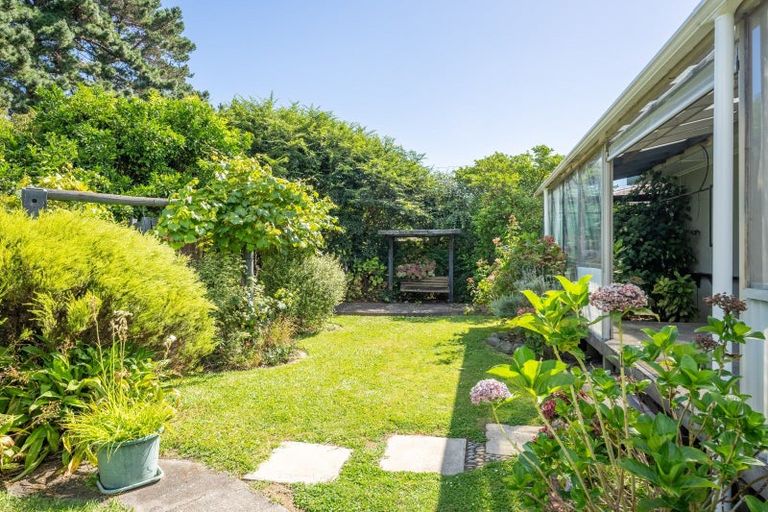 Photo of property in 173 Rangiuru Road, Otaki, 5512