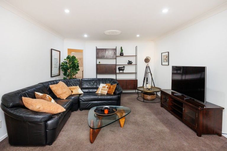 Photo of property in 3a Churchill Avenue, Hokowhitu, Palmerston North, 4410