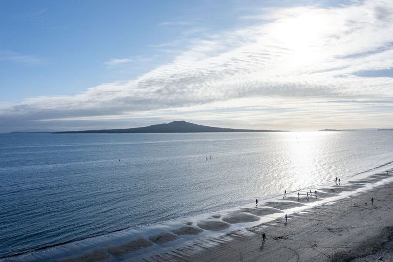 Photo of property in 25 Park Avenue, Takapuna, Auckland, 0622