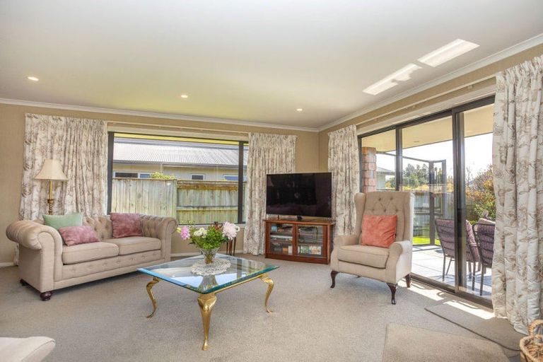 Photo of property in 21 Ruahine Street, Dannevirke, 4930