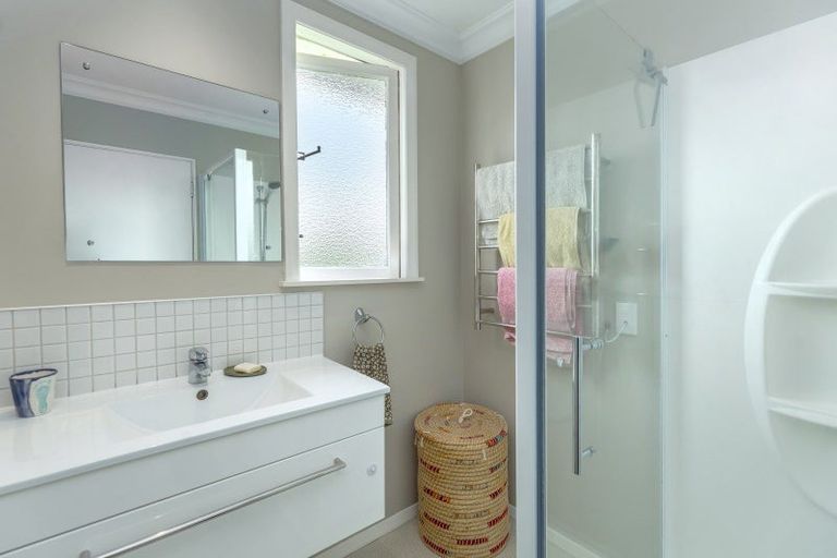 Photo of property in 38 Jellicoe Street, Greytown, 5712