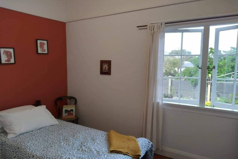 Photo of property in 21 Egmont Street, Patea, 4520