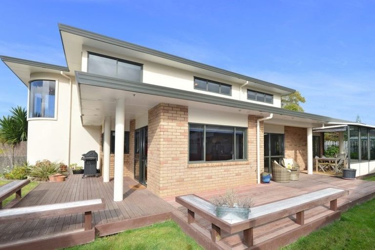 Photo of property in 6 Oxford Avenue, Te Kamo, Whangarei, 0112