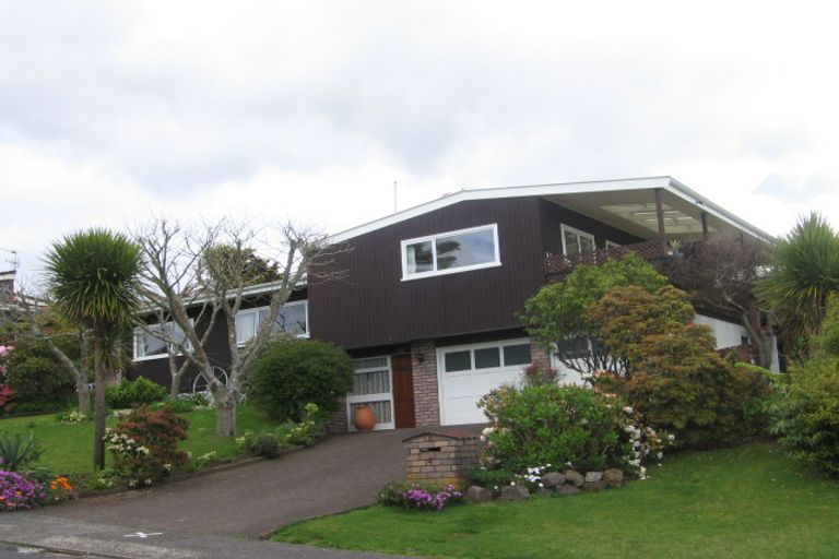 Photo of property in 4 Exeter Place, Tihiotonga, Rotorua, 3015