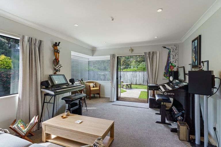 Photo of property in 42 Ames Street, Paekakariki, 5034