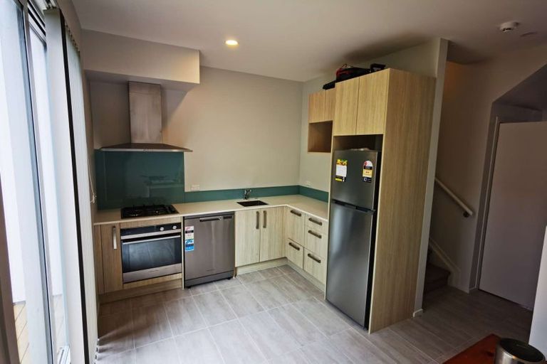 Photo of property in 18 Ceramic Lane, New Lynn, Auckland, 0600