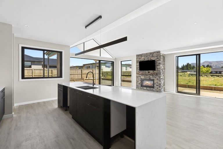 Photo of property in 11 Rua Street, Albert Town, Wanaka, 9305