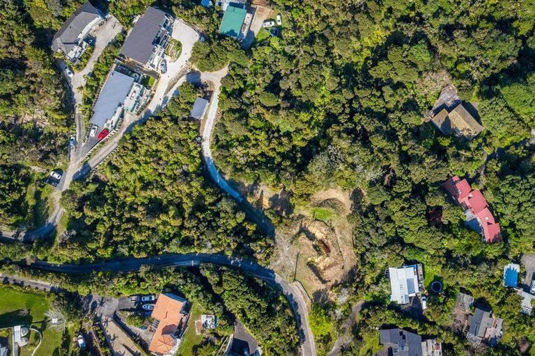 Photo of property in 79 Roberts Road, Matakatia, Whangaparaoa, 0930