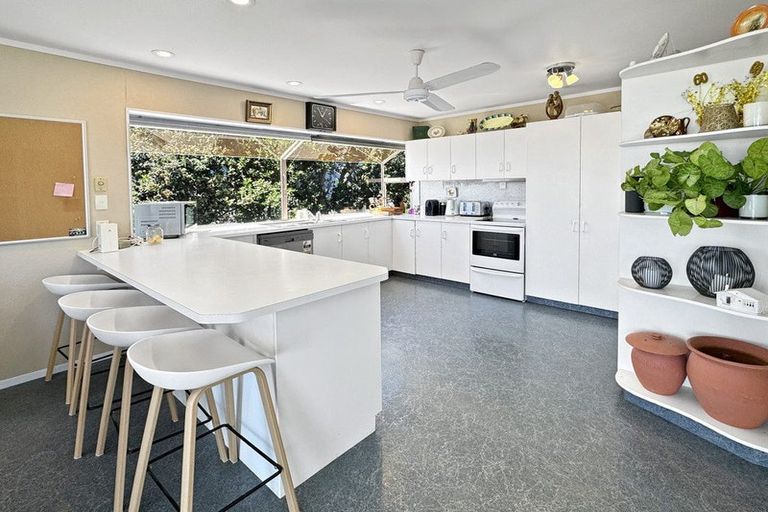 Photo of property in 86 Ocean Road, Ohope, 3121