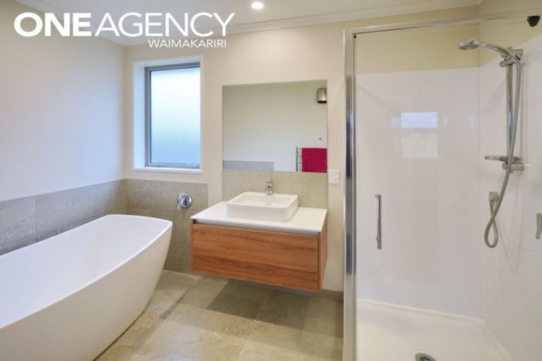 Photo of property in 6 Taniwha Street, Pegasus, 7612