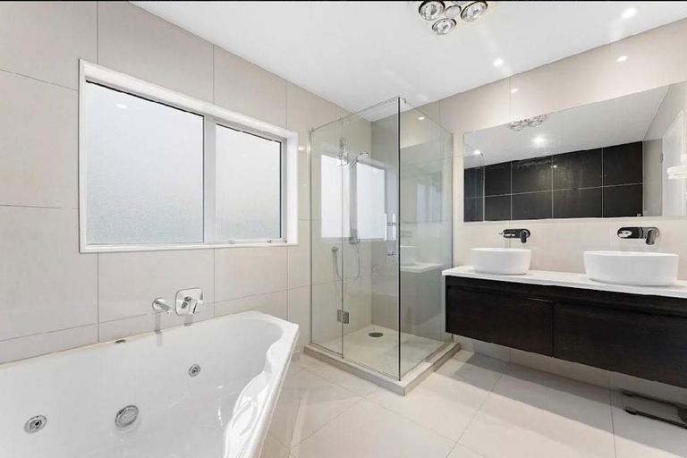 Photo of property in 120c Fairview Avenue, Fairview Heights, Auckland, 0632