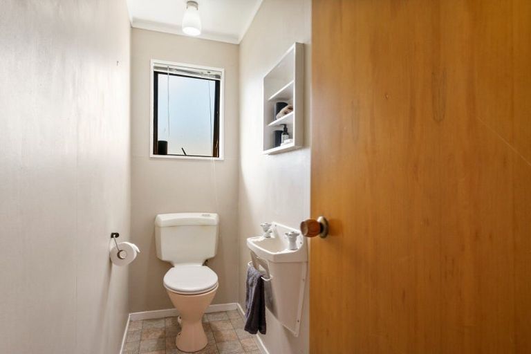 Photo of property in 19 Millers Road, Brookfield, Tauranga, 3110