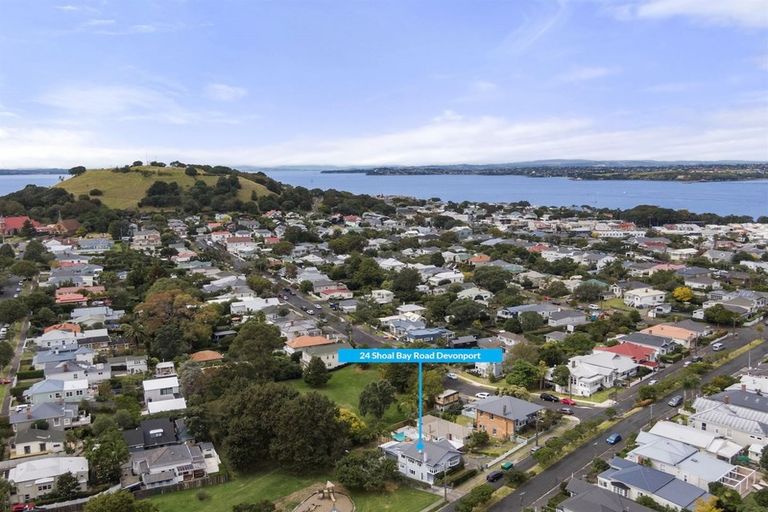 Photo of property in 24 Shoal Bay Road, Devonport, Auckland, 0624