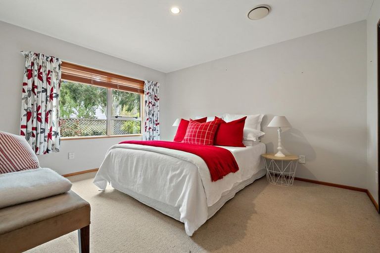 Photo of property in 2/27 Brodie Street, Ilam, Christchurch, 8041