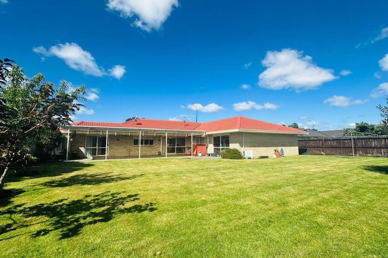 Photo of property in 49 Longford Park Drive, Takanini, 2112