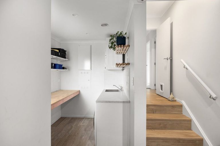 Photo of property in 20 Moira Close, Welcome Bay, Tauranga, 3175