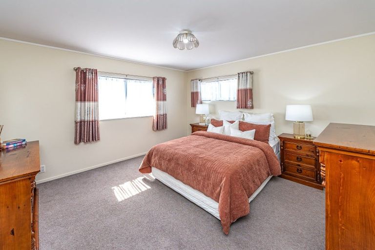 Photo of property in 12 Akepiro Place, Tawhero, Whanganui, 4501