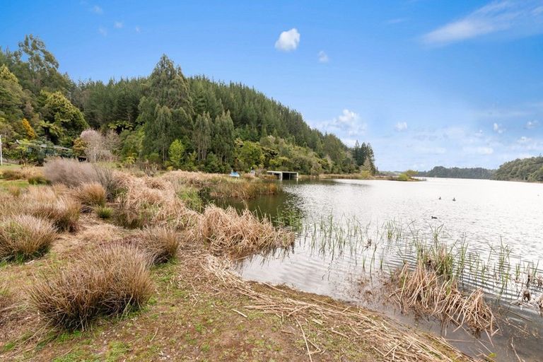 Photo of property in 9 Tumai Road, Lake Rotoma, Rotorua, 3074
