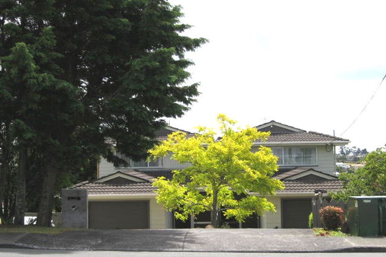 Photo of property in 50 Target Road, Totara Vale, Auckland, 0629
