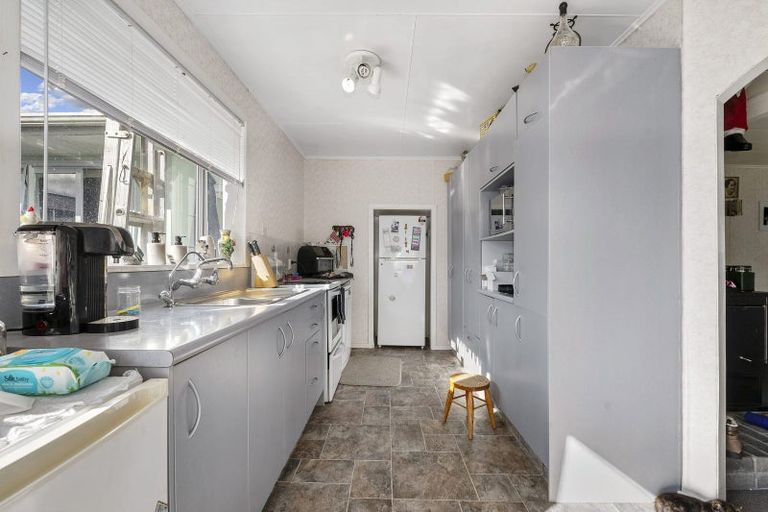 Photo of property in 80 Aotea Crescent, Tokoroa, 3420