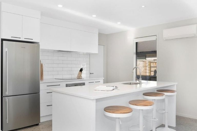 Photo of property in 32 Rotomanu Place, Pyes Pa, Tauranga, 3112