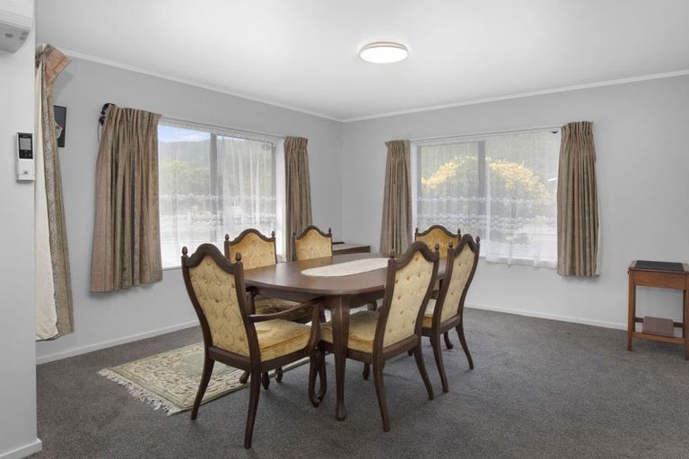 Photo of property in 14a Belvedere Avenue, Waikanae, 5036