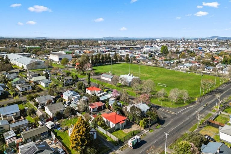 Photo of property in 17 Weka Street, Frankton, Hamilton, 3204