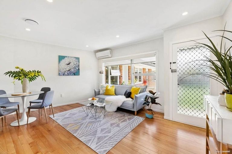 Photo of property in 3/30 Hororata Road, Hauraki, Auckland, 0622