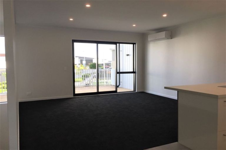 Photo of property in 105 Bomb Point Drive, Hobsonville, Auckland, 0616