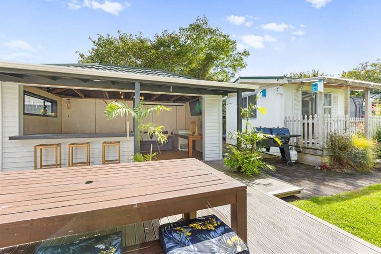 Photo of property in 123 Govett Avenue, Frankleigh Park, New Plymouth, 4310