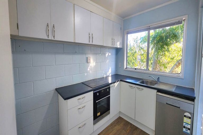 Photo of property in 4/174 Birkdale Road, Birkdale, Auckland, 0626