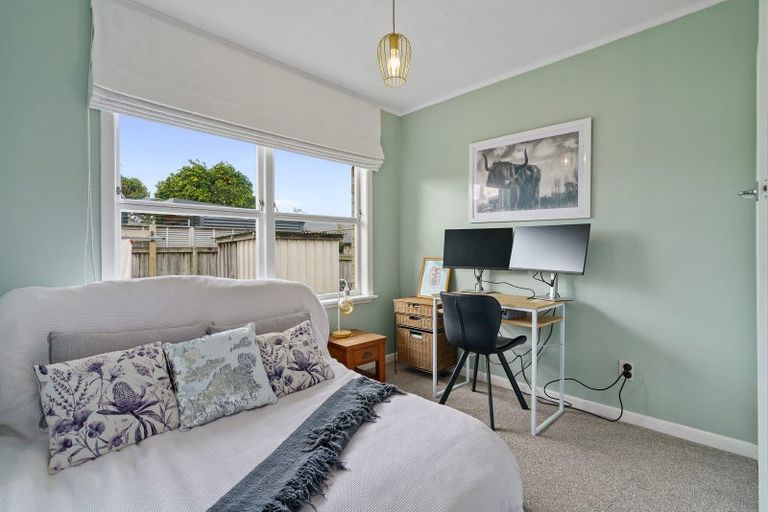 Photo of property in 54 Chaucer Street, Leamington, Cambridge, 3432