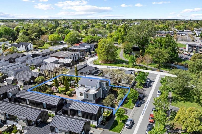 Photo of property in 227 Peterborough Street, Christchurch Central, Christchurch, 8013