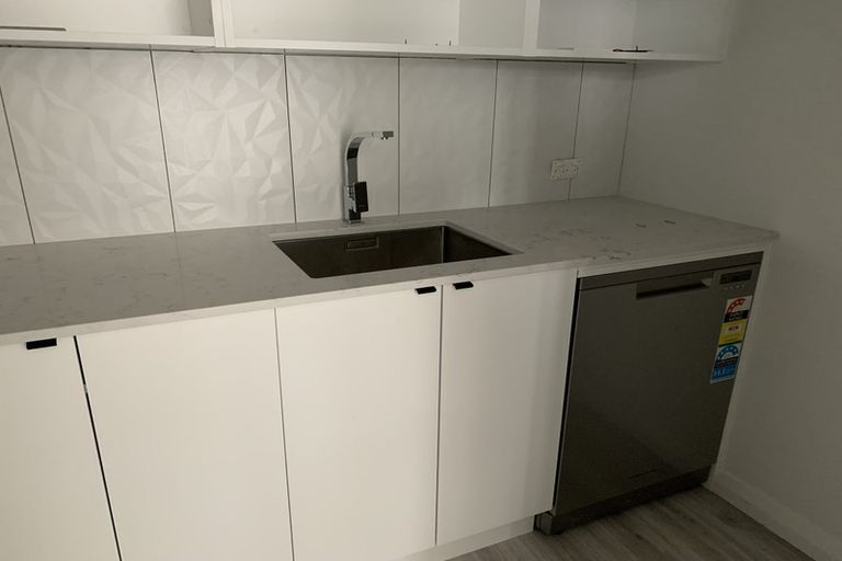 Photo of property in 10 Oyster Drive, Cooks Beach, Whitianga, 3591