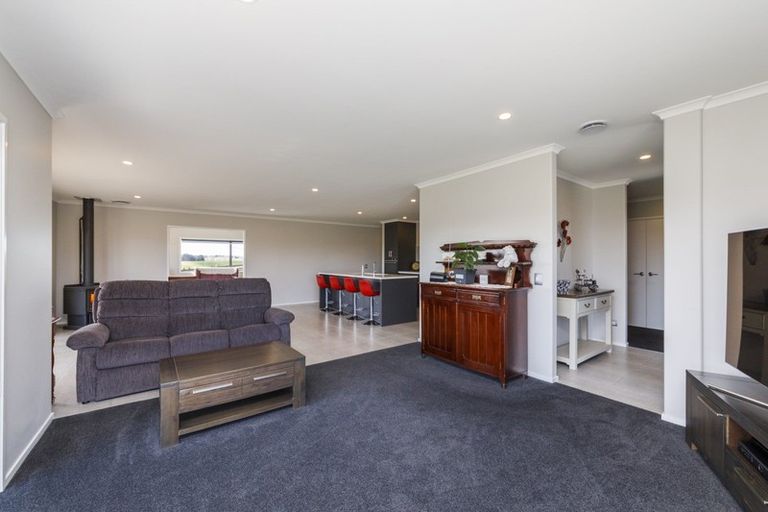Photo of property in 268 Halcombe Road, Feilding, 4775