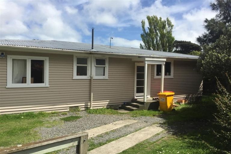 Photo of property in 81 Ruahine Street, Paraparaumu, 5032