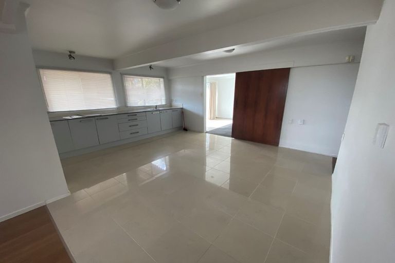 Photo of property in 62 Cardiff Road, Pakuranga, Auckland, 2010