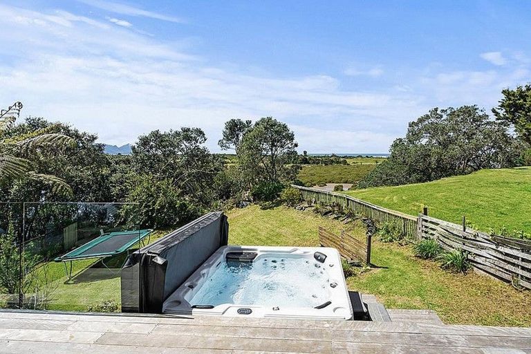 Photo of property in 80 Marsden Point Road, Ruakaka, 0116