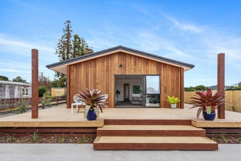 Photo of property in 46 Shoemaker Road, Waipu, 0510